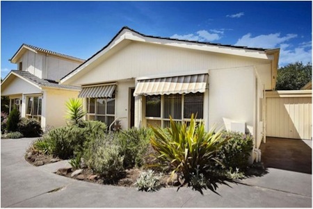 2/12 Maverston GLEN IRIS